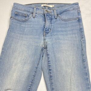 Levi's Women's Sky Blue Skinny Jeans